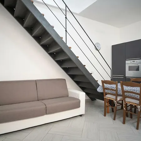 101 Apartment
